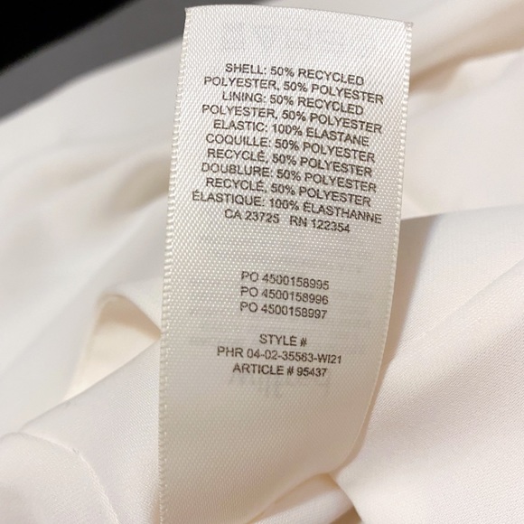 SOLD Aritzia Wilfred Novella blouse - Picture 4 of 6